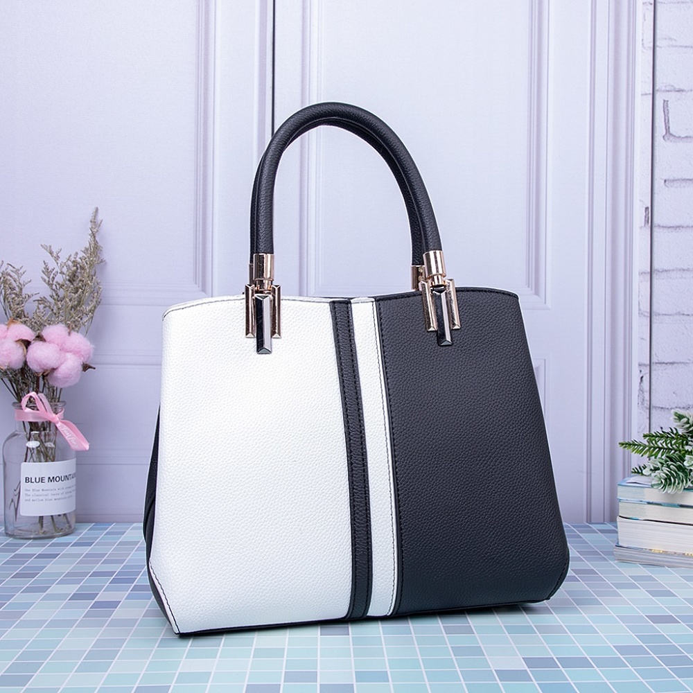Black & White Color Collision Purse RY660